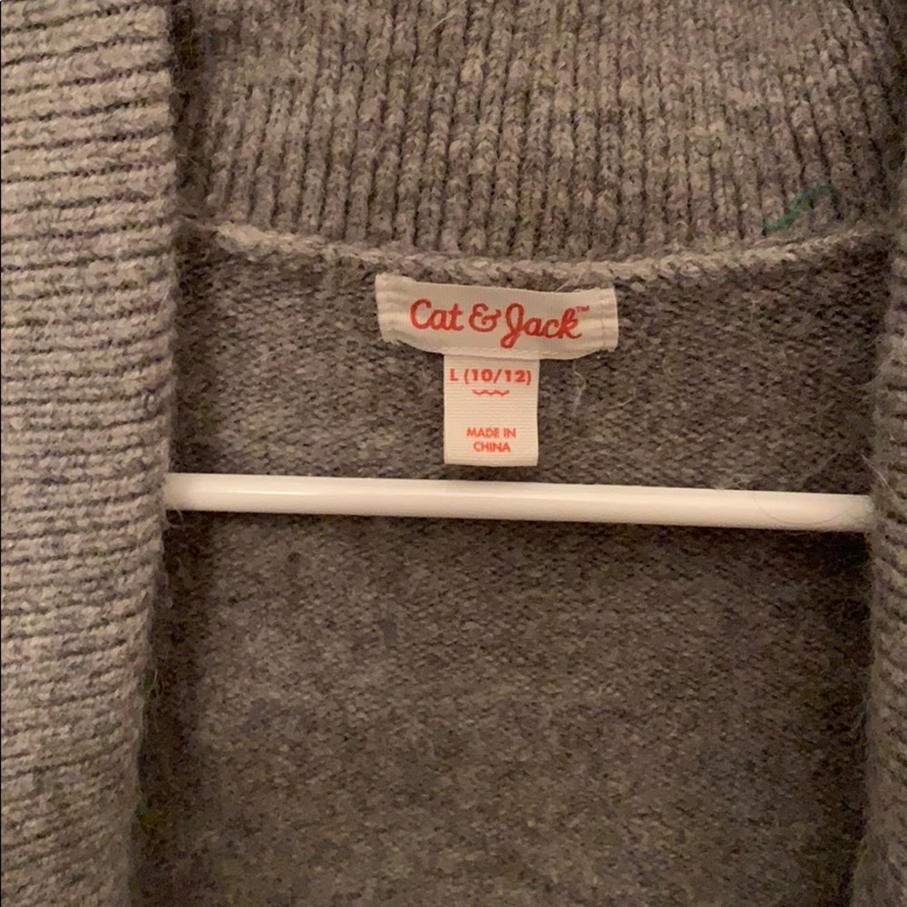 Cardigan - Picture 2 of 4